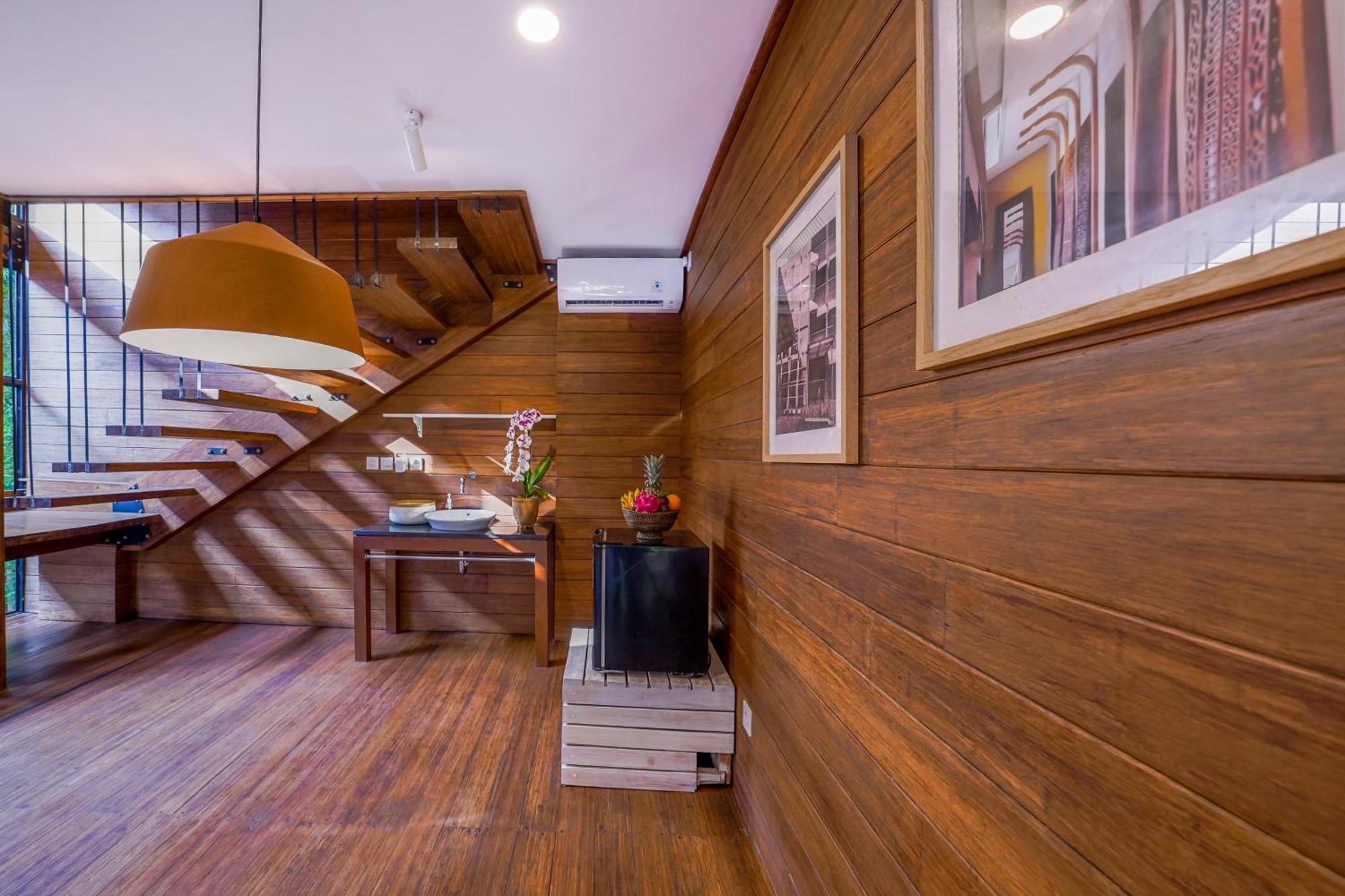 Atra Bambulogy Villa By Bambulogy Resort Kerobokan  Exterior photo