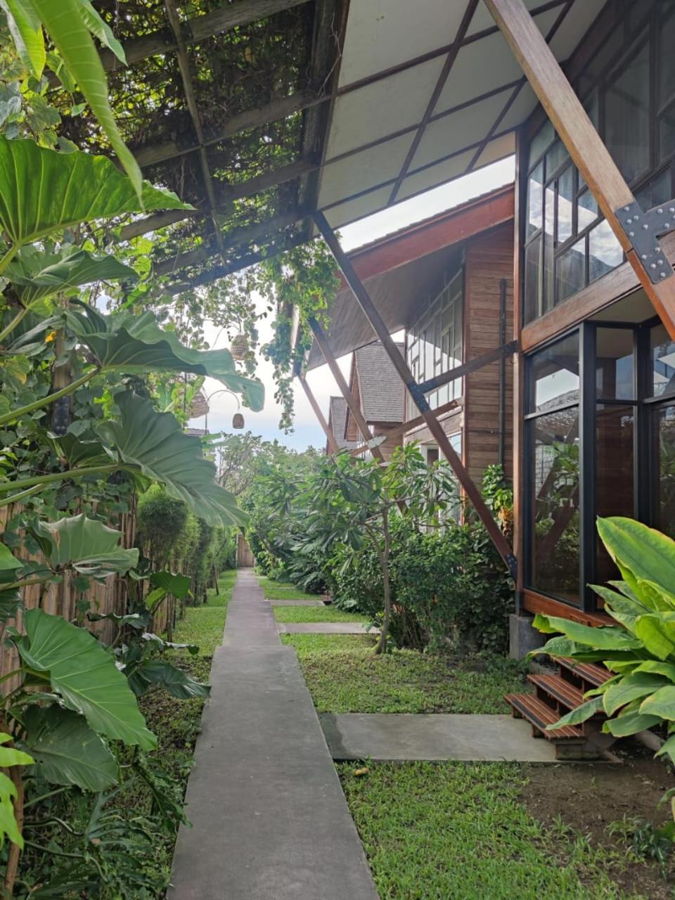 Atra Bambulogy Villa By Bambulogy Resort Kerobokan  Exterior photo